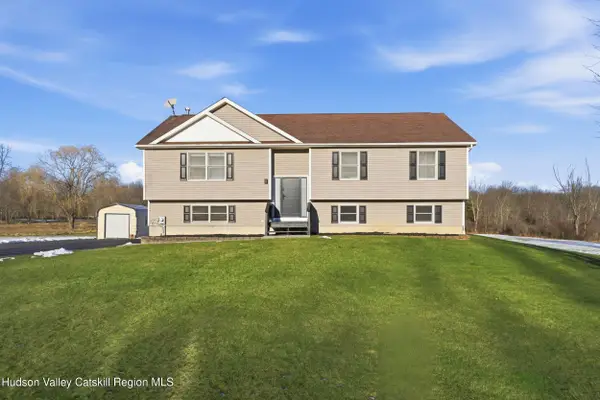 22 Cook Lane, Gardiner, NY 12525