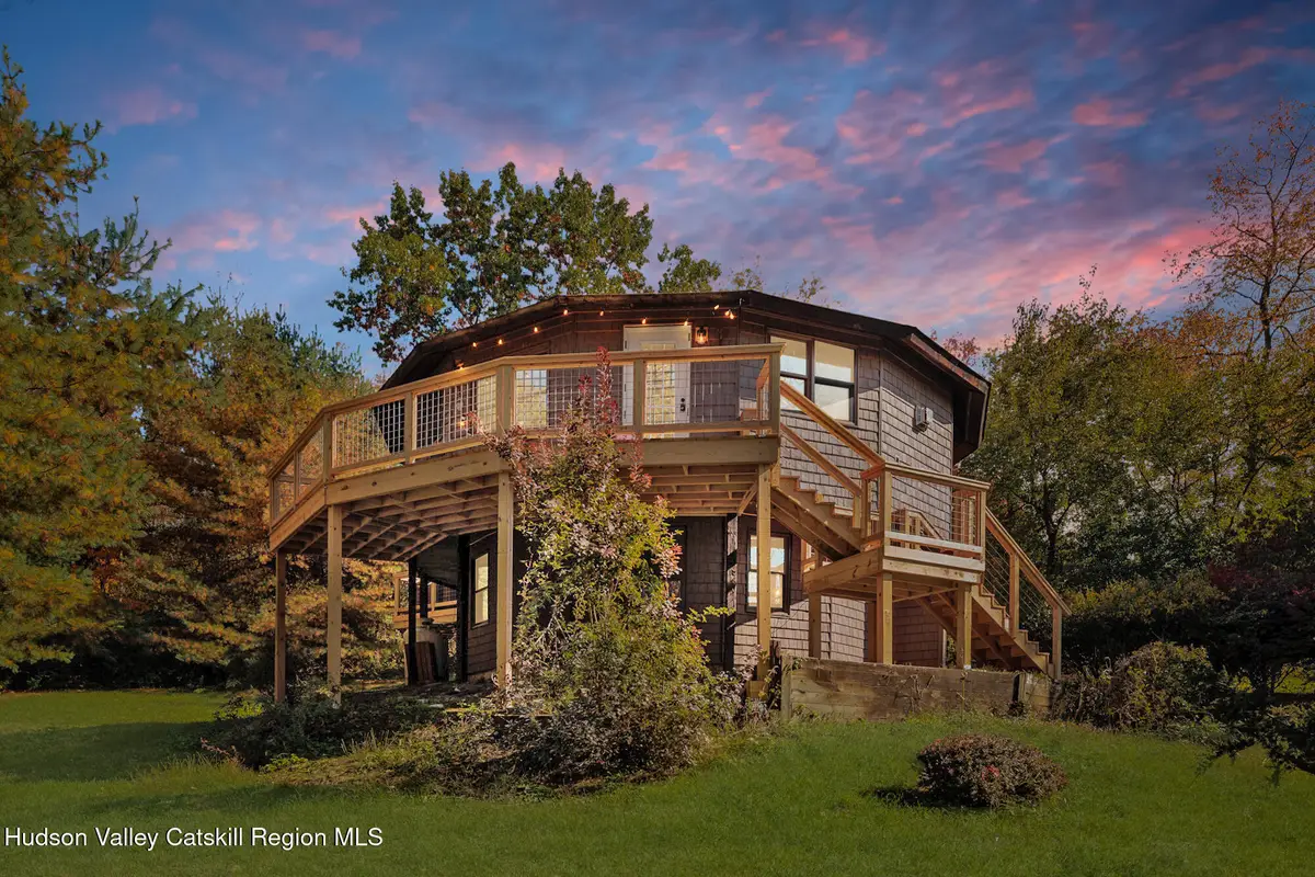 286 Tommy Trail, Athens, NY 12015 - Image #1