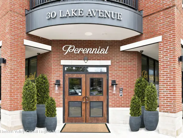 30 Lake Avenue #Unit 213, Saratoga Springs, NY 12866