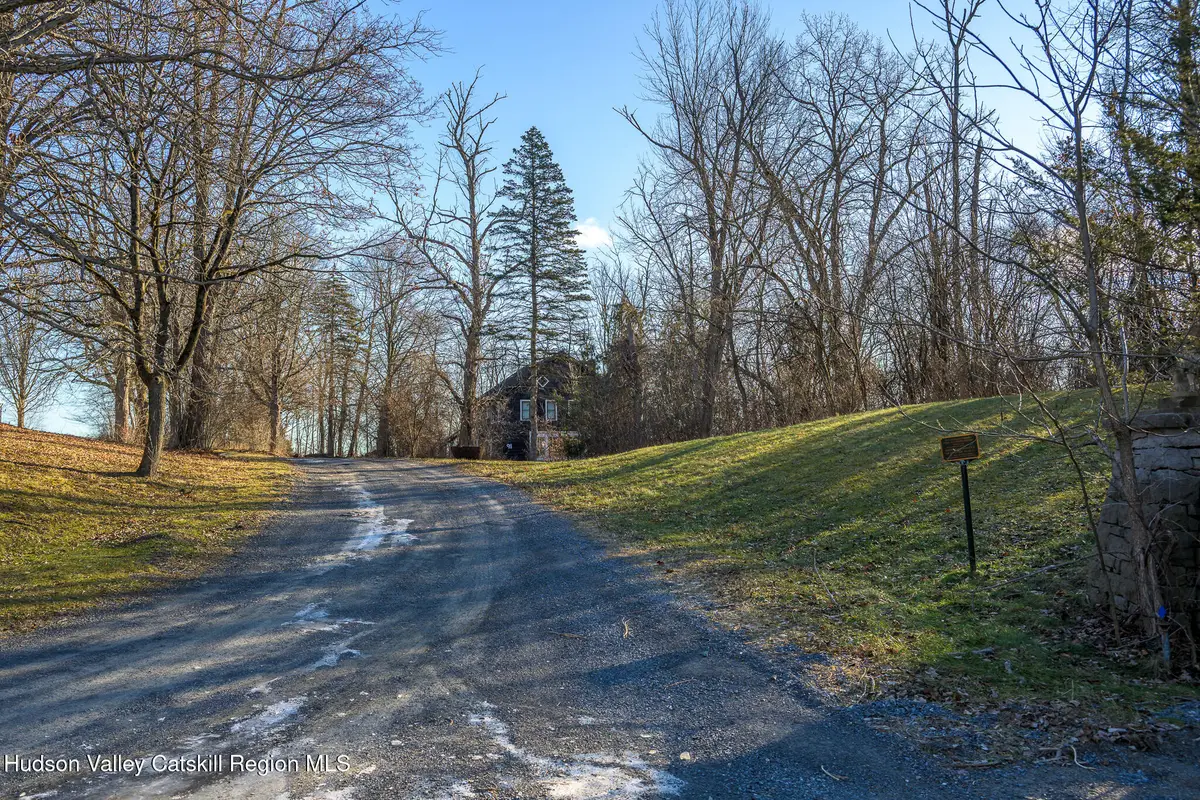 91 Scheller Park Road, New Baltimore, NY 12124 - Image #1