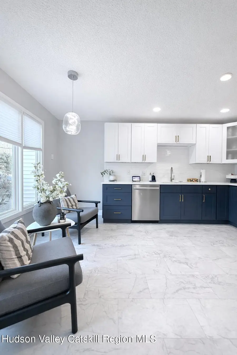 102 Brightonwood Road, Glenmont, NY 12077 - Image #3