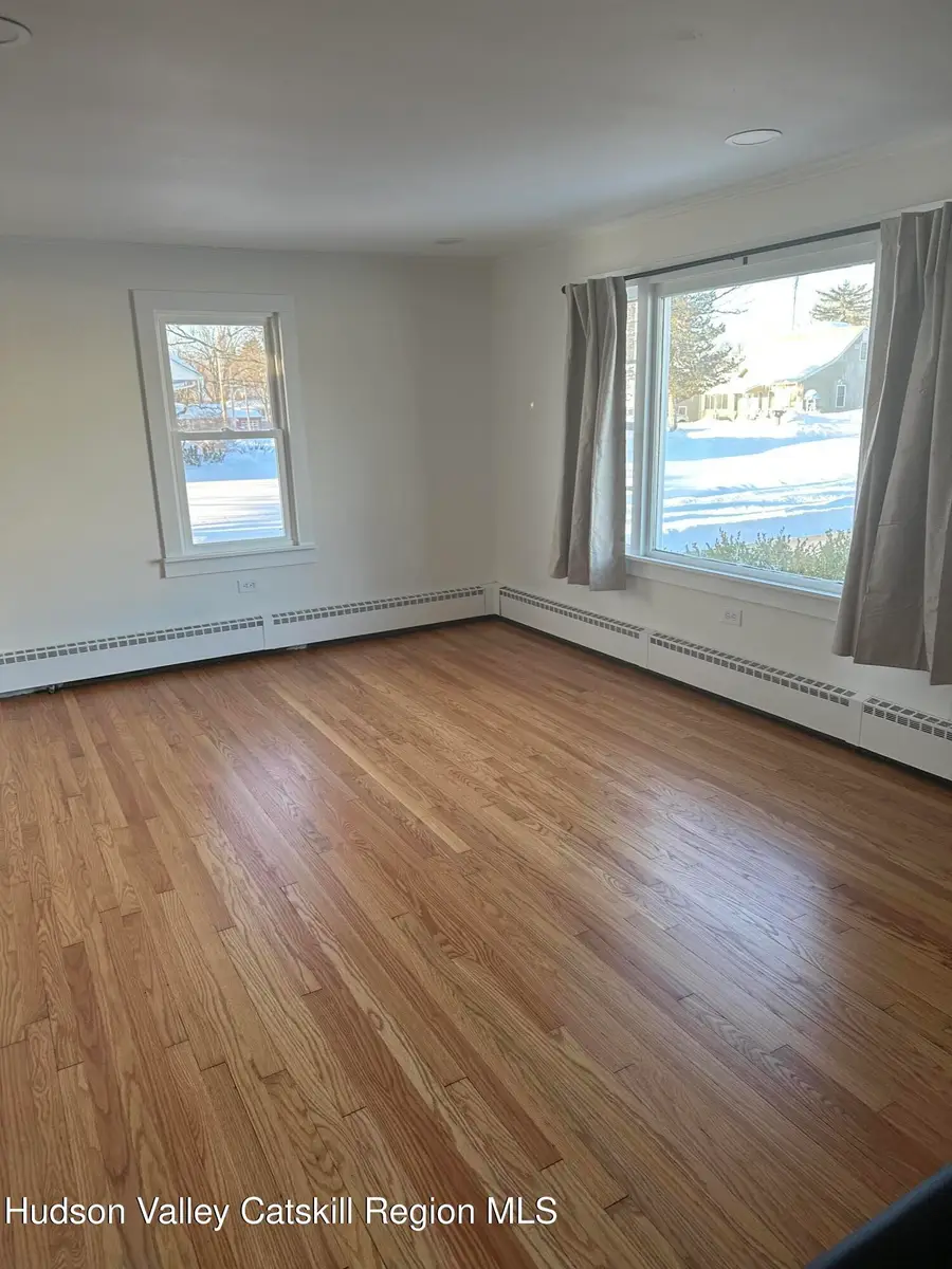 260 Washington Boulevard, Hudson, NY 12534 - #2