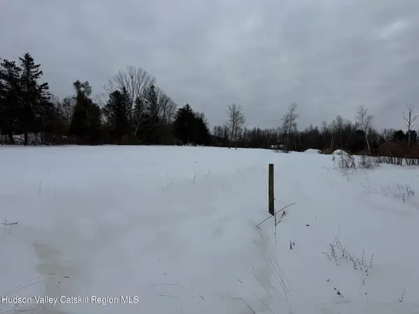 8 Yellow City Road, Amenia, NY 12501