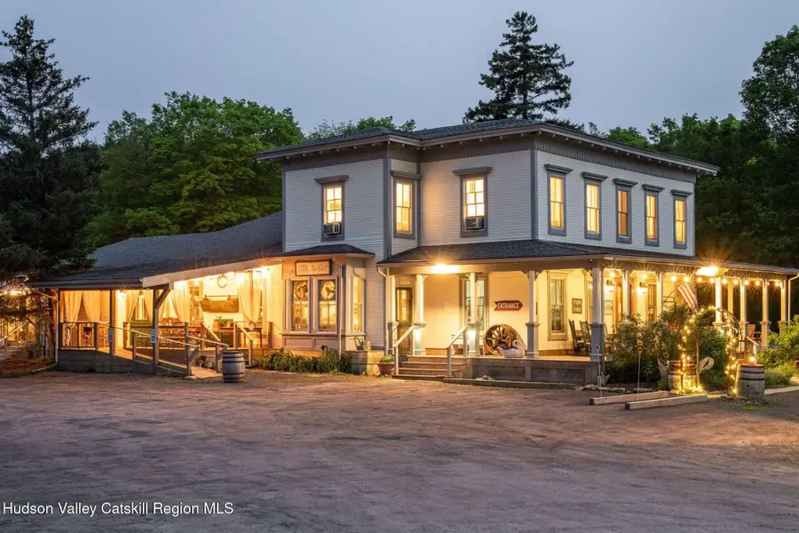 102 Main Street, Jefferson, NY 12093 - #2