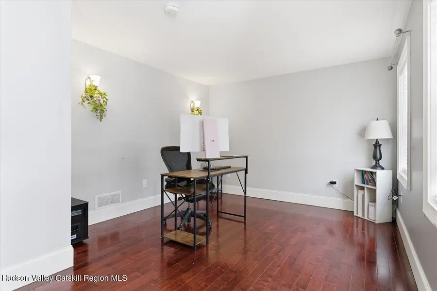 61 Plank Road, Clifton Park, NY 12065 - Image #2