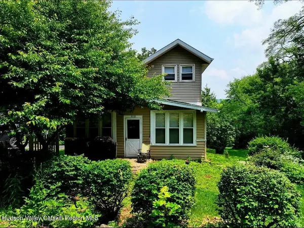 918 Ny-144, Hannacroix, NY 12087