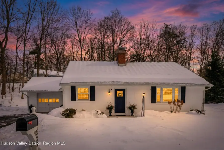 323 Hillside Avenue, Hurley, NY 12443 - #2