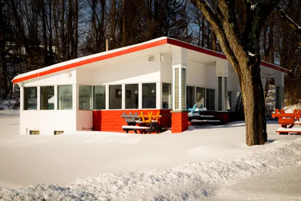 90 Old Route 9w, Port Ewen, NY 12466