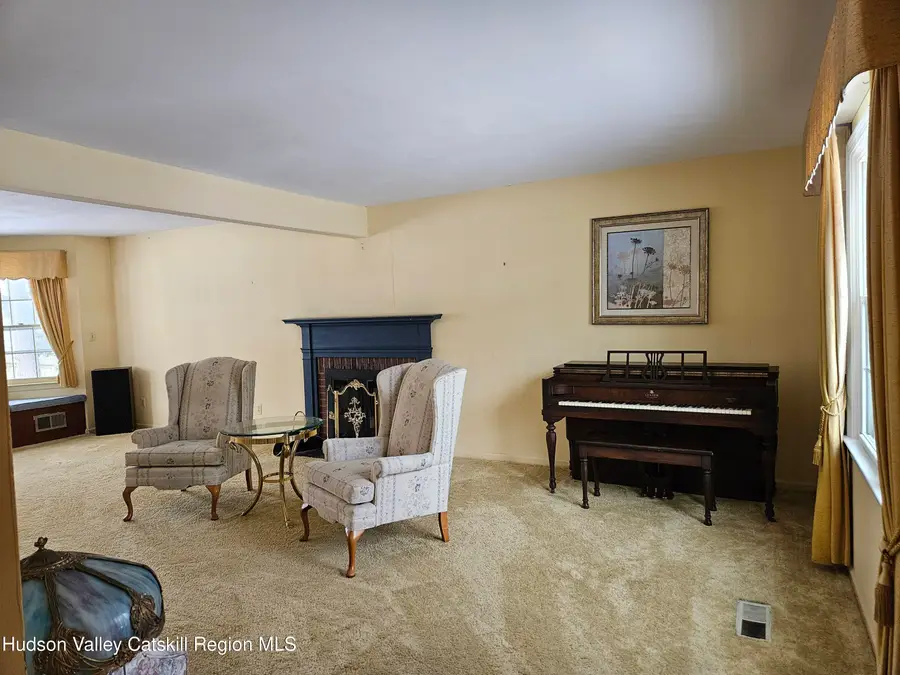 14 Garden Court, Saugerties, NY 12477 - #3