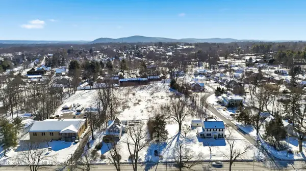 21 Bluestone Court, Kingston, NY 12401