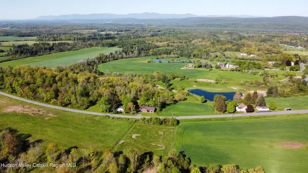 643 Eichybush Road, Kinderhook, NY 12106