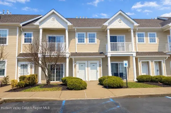 106 Commons Lane, Saugerties, NY 12477