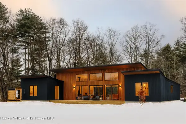 11 Franklin Lane, Accord, NY 12404