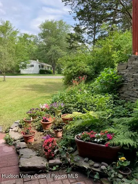 48 Brittany Drive #D, West Hurley, NY 12491 - #2