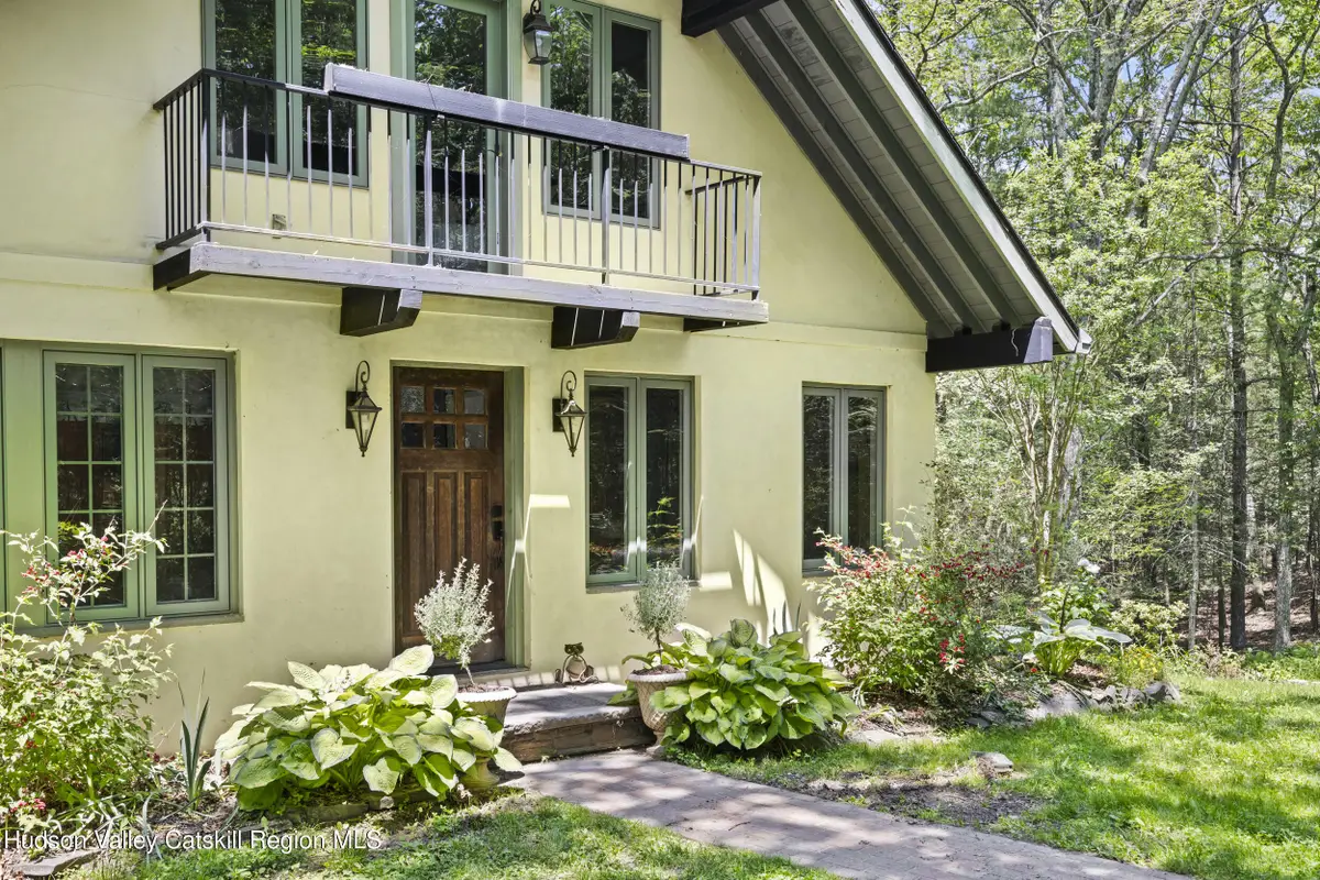 40 Northwoods Road, Saugerties, NY 12477 - #1