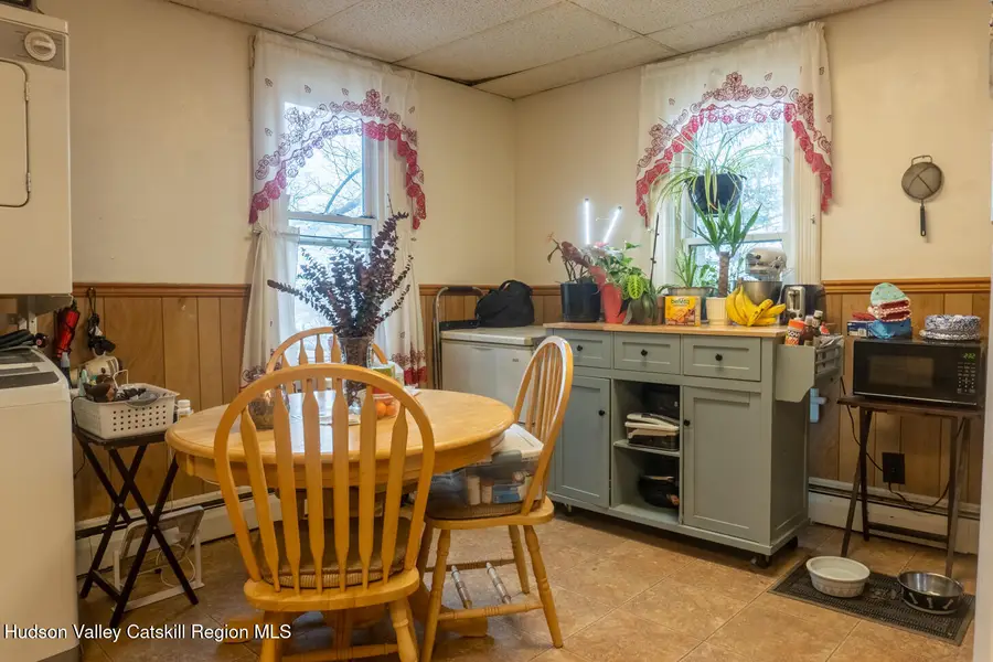 7 Ellsworth St, Philmont, NY 12565 - #2