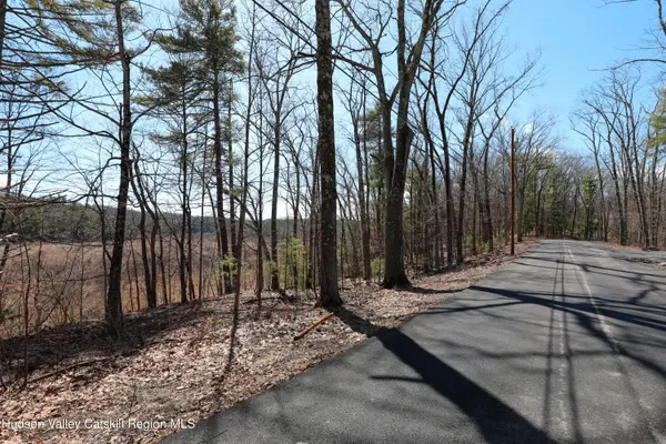 176 Lake Road, Lake Katrine, NY 12449