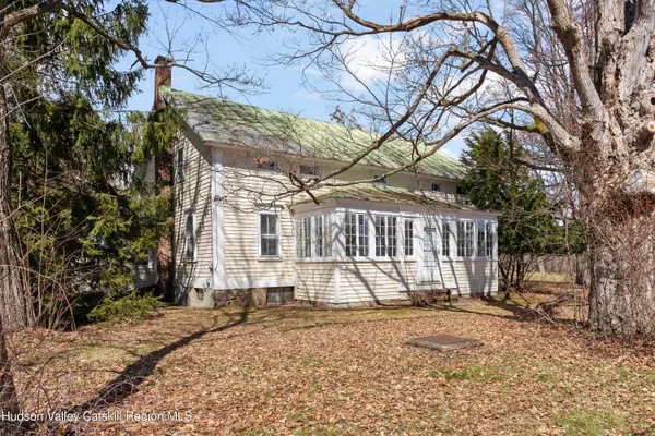 24 Schmidt Road, Ghent, NY 12075