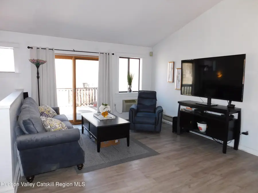 33 Meadowlark Lane, Woodridge, NY 12789 - #2