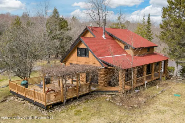 39 Brook Hollow Lane, Windham, NY 12496