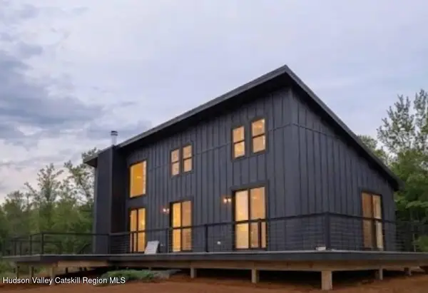 15 Meadow Lane, Jewett, NY 12444