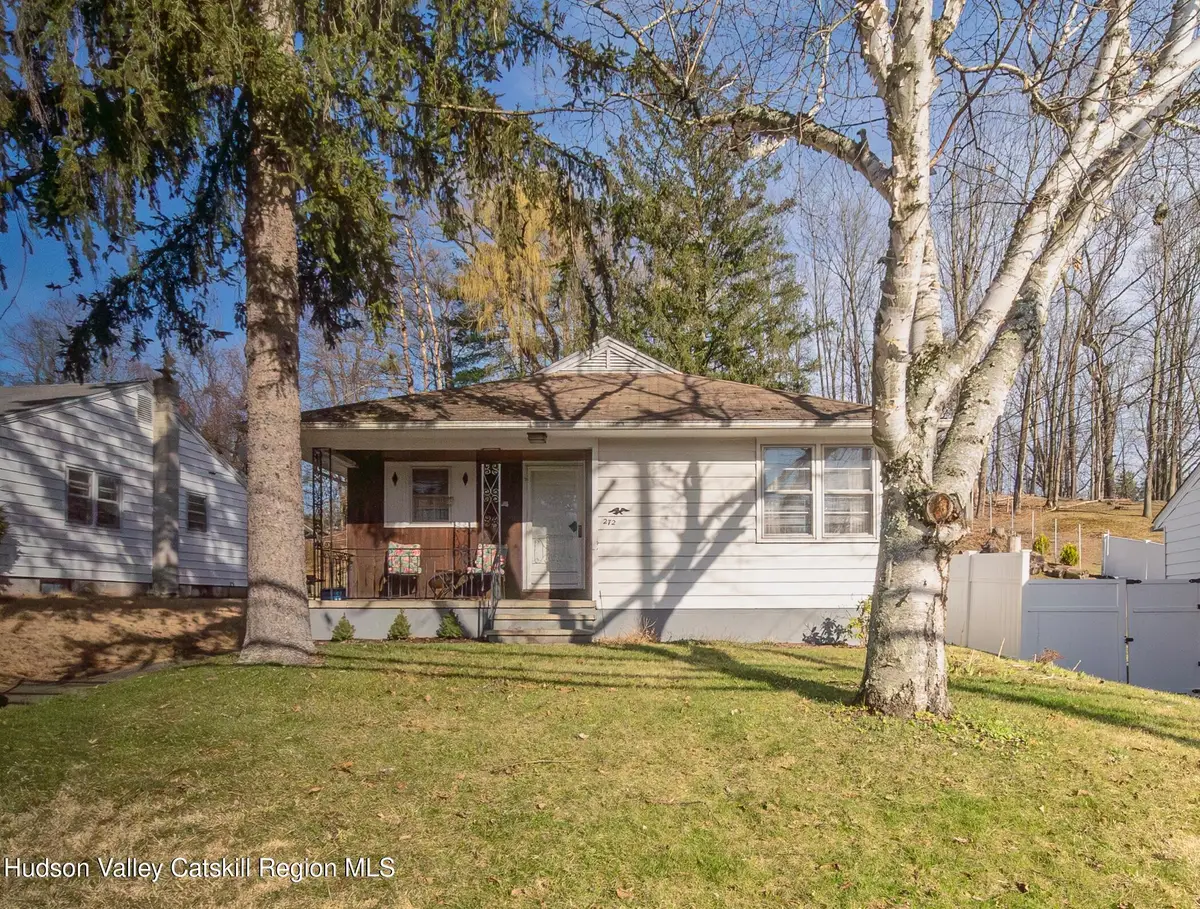 272 E Chester Street, Kingston, NY 12401 - #1