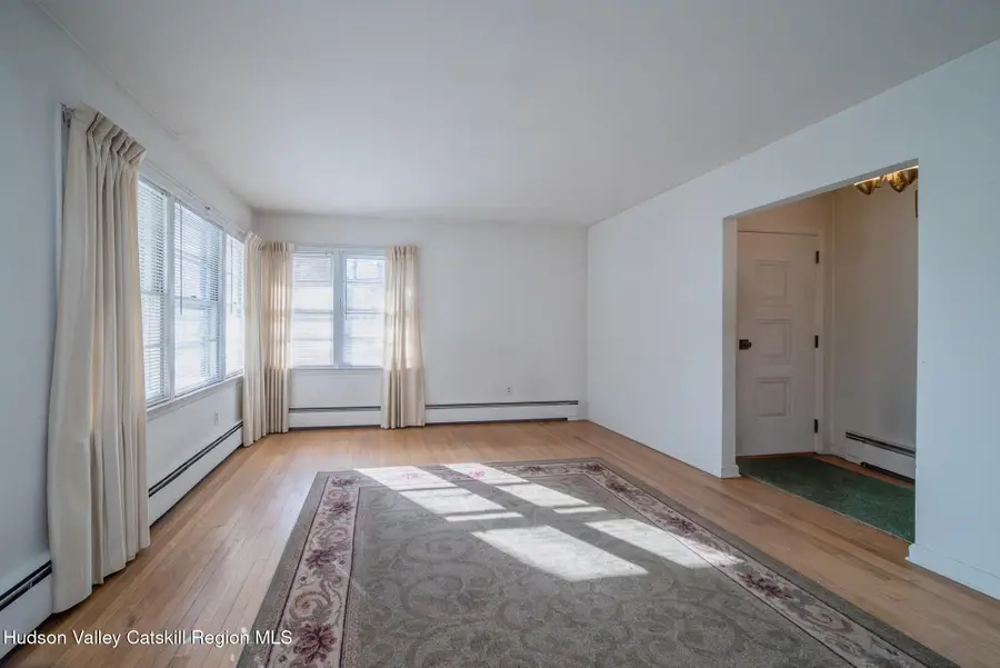 272 E Chester Street, Kingston, NY 12401 - #3