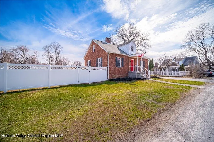 229 Bayard Street, Port Ewen, NY 12487 - #3