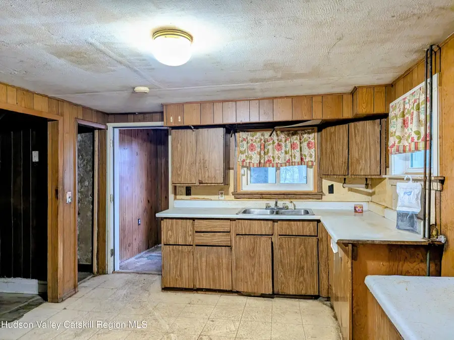 904 New York 9h, Ghent, NY 12075 - #3