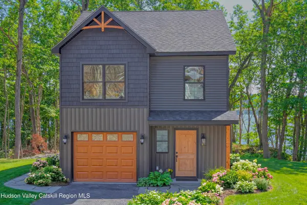 11 Mueller Road, Saugerties, NY 12477