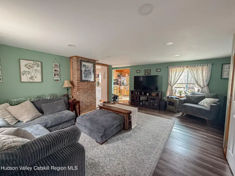 28 Hollister Street, Coxsackie, NY 12051 - #2