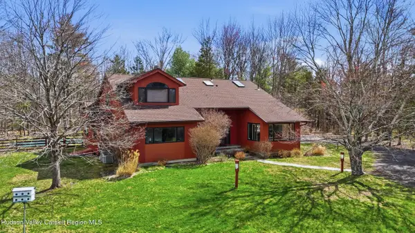 6 Tall Pines Road, New Paltz, NY 12561