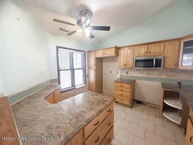 7 Sandra Lane, Rensselaer, NY 12144 - #2