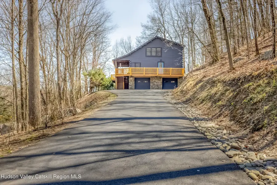 10 Deerpath Drive, New Paltz, NY 12561 - #2