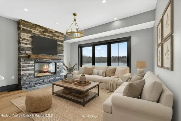 2 Icehouse Drive, Saugerties, NY 12477