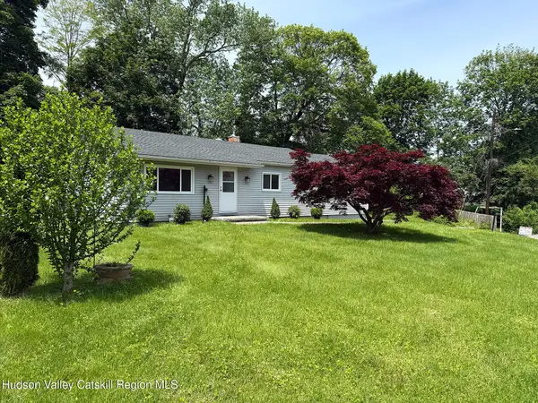 16 Trinity Place, Rhinebeck, NY 12572