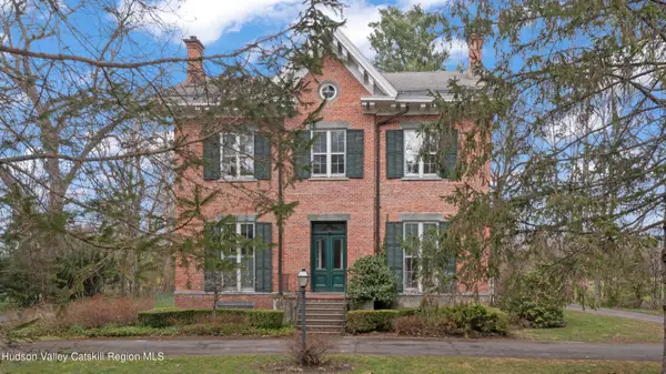 18 Broad Street, Kinderhook, NY 12106