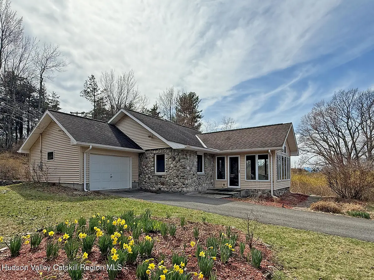 335 Miller Road 1, Hudson, NY 12534 - #1