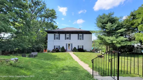 65 Hudson Avenue, Chatham, NY 12037