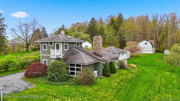 79 Hornbeck Road, Poughkeepsie, NY 12603