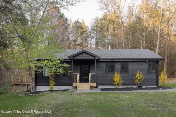 92 Upper Cherrytown Road, Kerhonkson, NY 12446