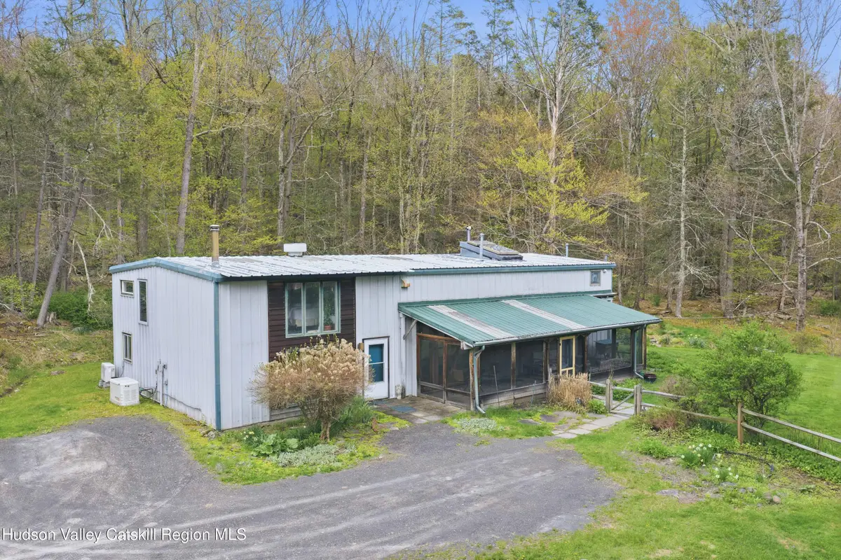 4 Ashley Lane, Woodstock, NY 12498 - #1