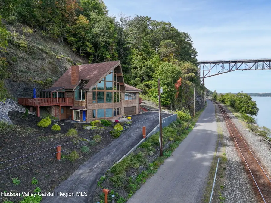 15 Oakes Road, Highland, NY 12528 - #2