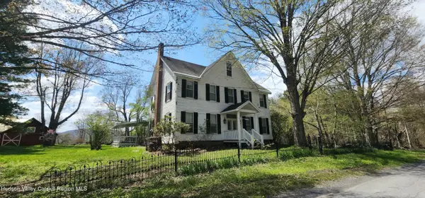 293 Carl Road, Jewett, NY 12444