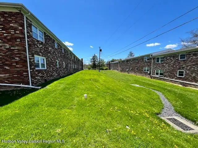 136 N Chestnut Street #16a, New Paltz, NY 12561 - #3