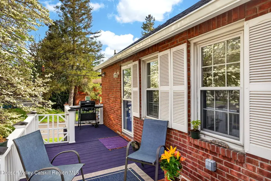 24 Voorhees Avenue, Kingston, NY 12401 - #2