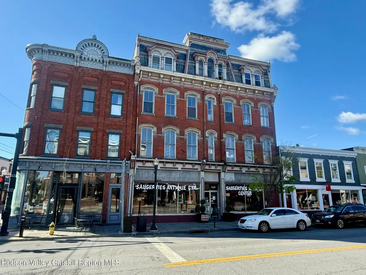 220 Main Street, Saugerties, NY 12477 - #1