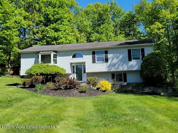 25 Cocoa Lane, Newburgh, NY 12550