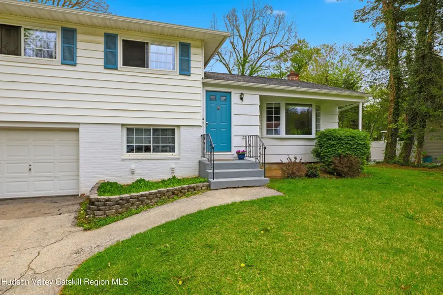 4 Lori Street, Poughkeepsie, NY 12603 - #2