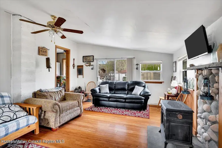 124 Mohawk Avenue, Broadalbin, NY 12025 - #3